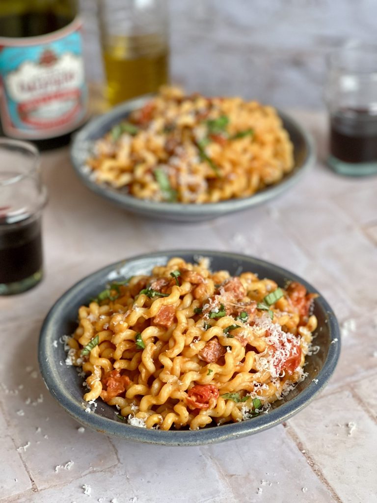 One Pot Diavola pasta