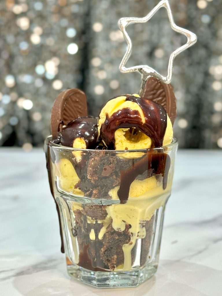 Christmas ice cream sundae